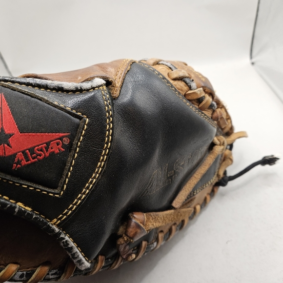 All-Star Catchers Mitt Men's Black/Brown Used Oil Softened.  Item is in used - Picture 7 of 12